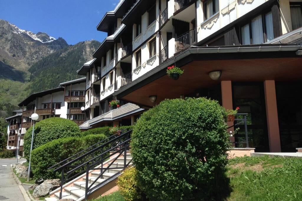 شقة Au Coeur De Chamonix, Un Ecrin De Verdure المظهر الخارجي الصورة